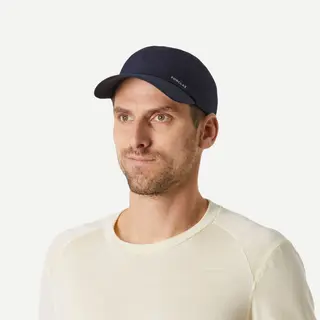 Travel 100 Trekking Cap Navy Blue. One size Blue