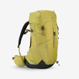 Mochila de montaña y senderismo 38L Quechua MH500 amarillo caqui.Talla única Verde