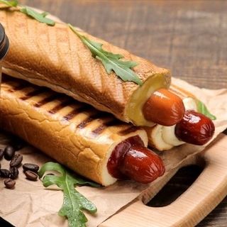 Хот-дог молочний