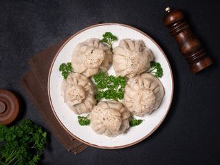 Khinkali cu carne de miel
