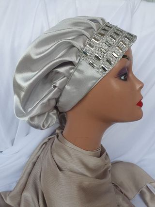 Satin Bonnet (Embellished) – Silver Grey Elegance