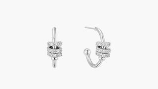 საყურე ცირკონის თვლებით