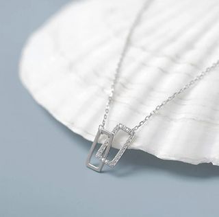 ვერცხლის ყელსაბამი