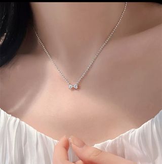 ვერცხლის ყელსაბამი