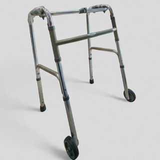 DÉAMBULATEUR  PLIABLE ARTICULEE AVEC ROUES