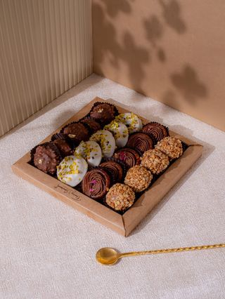 Plateau de gâteaux prestige mini 380g/ 18pièces