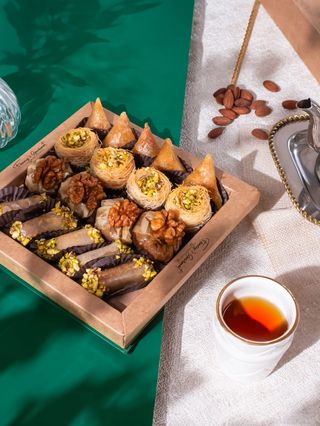 Plateau de gâteaux mielleux 390g