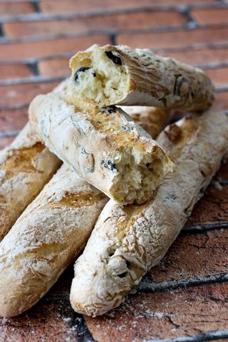 Baguette olives Par pièce