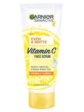 Garnier Even & Matte Vitamin C Face Scrub