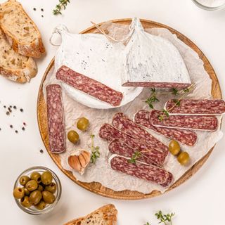 Ковбаса сиров'ялена "Білий трюфель", 300г (55120)