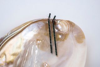 Simply Vera Wang-ის მწვანე საყურეები