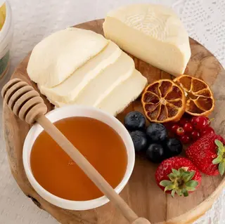 ნედლი ყველი 1კგ (იმერული)