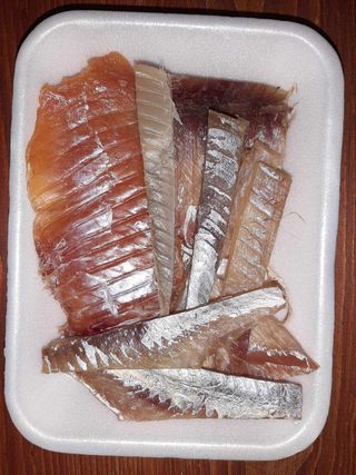 კაპარჭინა (ჩებაკი) გარჩეული ქვირითით