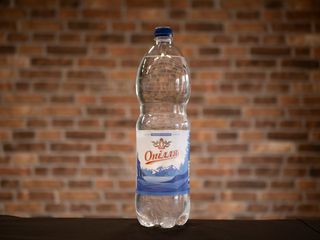 Вода Опілля питна сильногаз. 1,5л ПЕТ