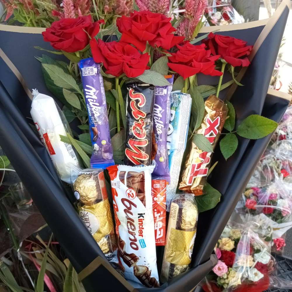Bouquet Mix Chocolat & Roses – Cadeau Douceur