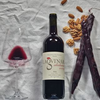 ლაგვინარო - ალადასტური