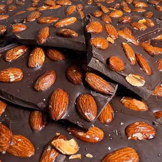 Chocolat Noir Amandes Caramélisées