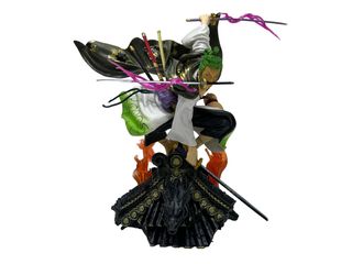 ზოროს ფიგურა სახურავზე