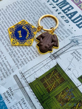 შოკოლადის ბაყაყის ბრელოკი შოკოლადის ბაყაყით