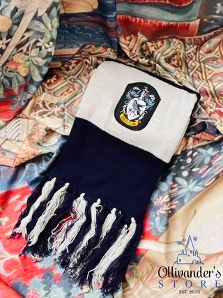 რეივენქლოს შარფი