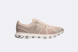 On Running Cloud 6 Pearl / White 44 / Nude