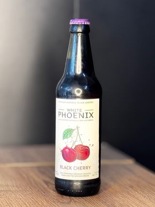 ფენიქსი შავი ალუბალი 0.45ლ