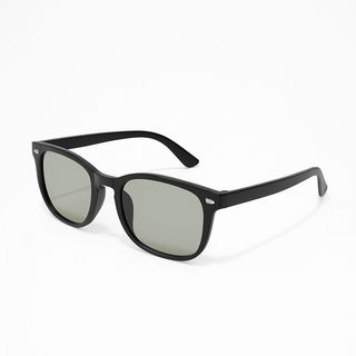 Lunettes de soleil noires à verres gris