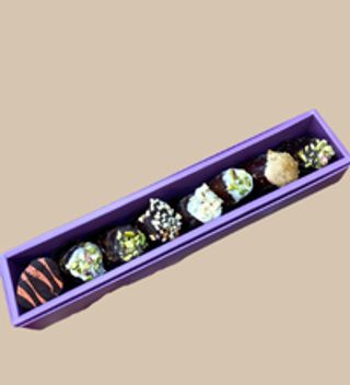 BOITE 8 PIECE DATTES FARCIES