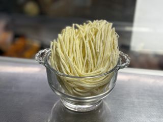 Сир сулугуні сушений сметана зелень