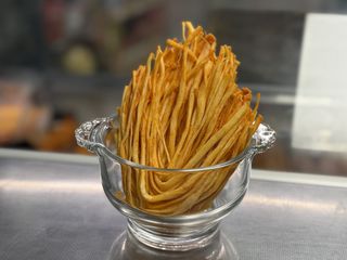 Сир сулугуні сушений паприка