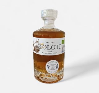 კოლოტი - ჭაჭა (დაძველებული მუხაში)