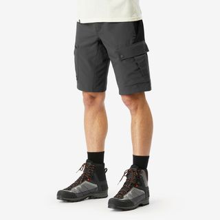 Pantalón corto de montaña y trekking resistente Hombre Forclaz MT500.40 Gris