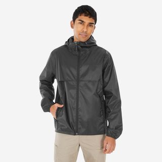 Chubasquero de montaña y trekking cremallera entera Hombre Quechua Raincut.L Negro