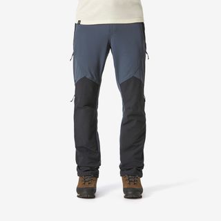 Pantalón de montaña y trekking resistente y cortaviento Hombre Forclaz MT900.42 (L33) Gris