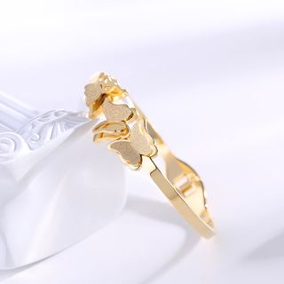 ოქროსფერი პეპელას თილისმა / Golden Butterfly Charm