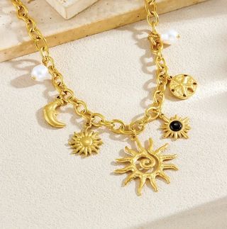 მზე და მთვარის თილისმის ყელსაბამი / Sun & Moon Charm Necklace