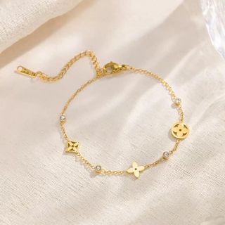 LV-ის ინსპირირებული თილისმის სამაჯური / LV Inspired Charm Bracelet