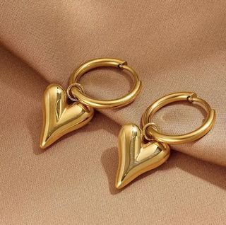 მკვეთრი გულის საყურეები / Bold Heart Earrings