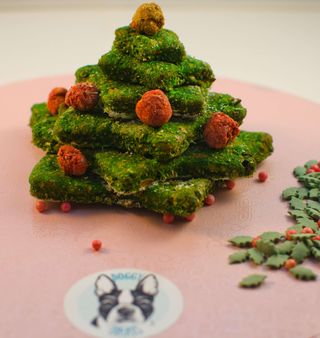 Doggy Xmas Tree