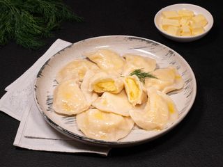 Вареники З Картоплею Та Вершковим Маслом