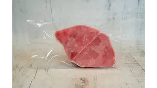 Zamrznuta tuna stek
