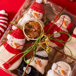 Macarons thème Noël 6 pièces
