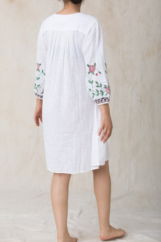 VESTIDO CORTO JARDIN BLANCO - L