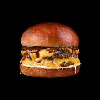 Бургер з яловичиною та соусом BBQ, 230г (49136)