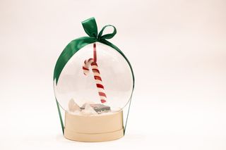 Snow Globe Balloon Gift