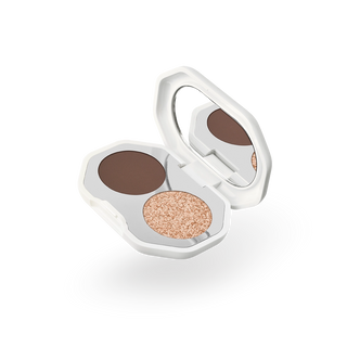 CH25_COUPLE EYESHADOW 01