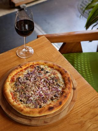 პიცა კაპრიჩოზა