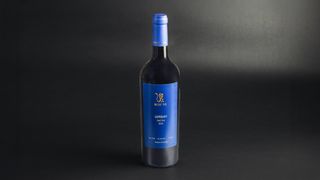 Blue Tie საფერავი