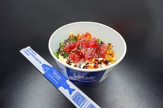 Поке з тунцем