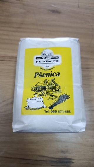 Integralno pšenično brašno